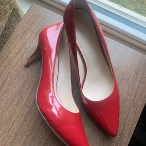Cole Haan size 9 short red heals